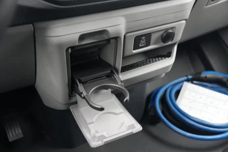 Ford E-Transit Custom – thumbnail 37