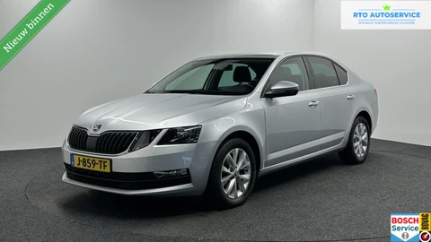 Skoda Octavia 1.0 TSI Greentech Style Business NAVI CARPLAY CRUISE LM ECC.