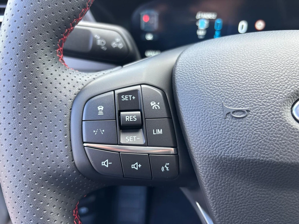 Ford Kuga – foto 18