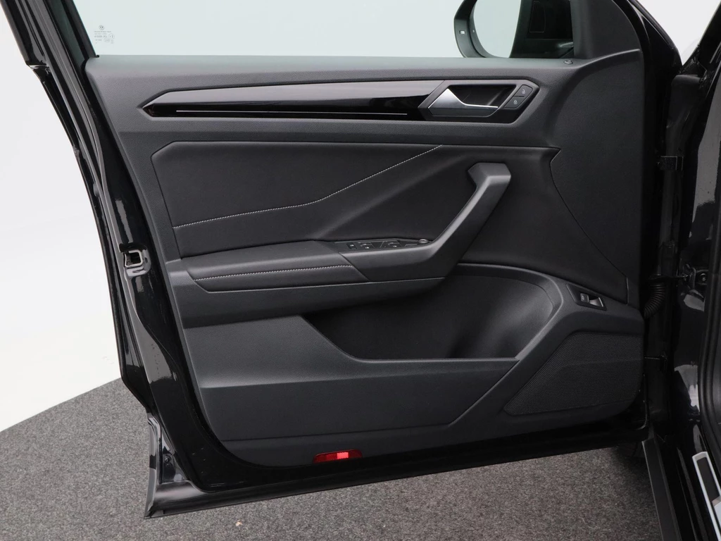 Volkswagen T-Roc – foto 18