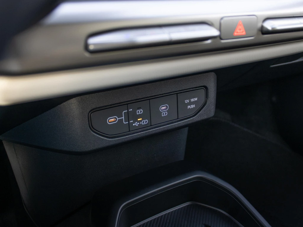 Kia EV4 – foto 18