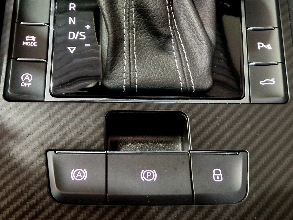 Škoda Superb – foto 37