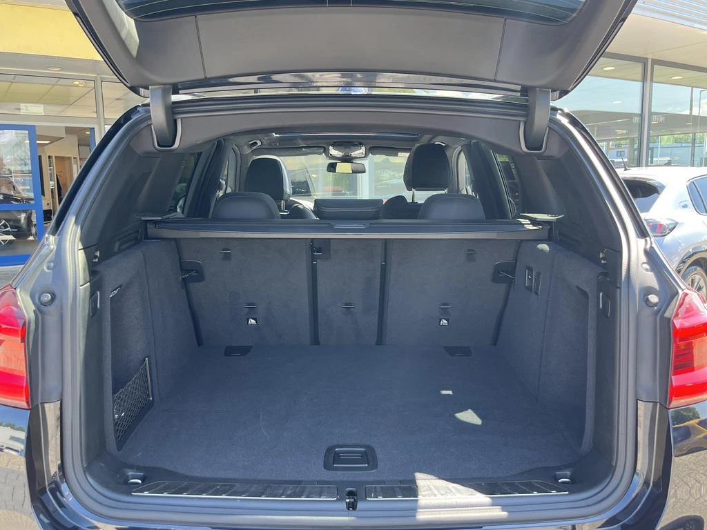 BMW iX3 – foto 11