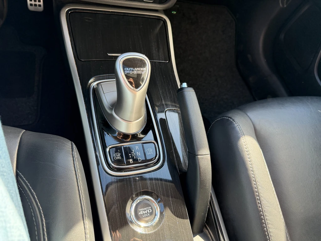 Mitsubishi Outlander – foto 18
