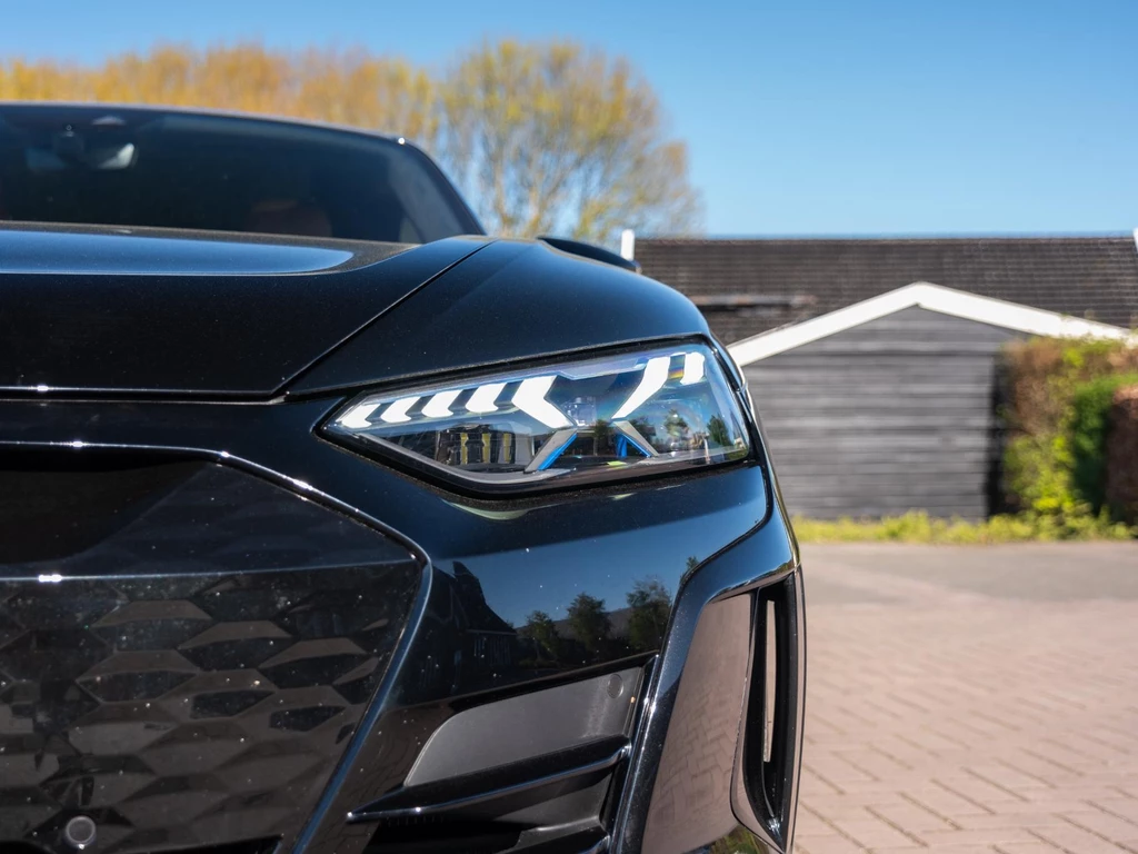 Audi e-tron GT – foto 24