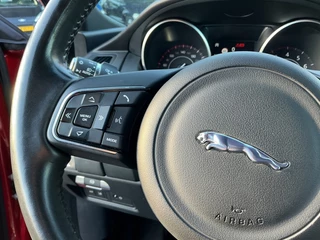 Jaguar E-PACE – thumbnail 22
