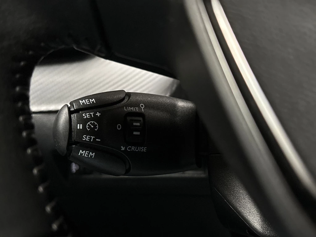 Peugeot 208 – foto 14
