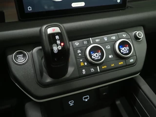 Land Rover Defender – thumbnail 35