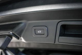 Land Rover Range Rover Velar – thumbnail 26
