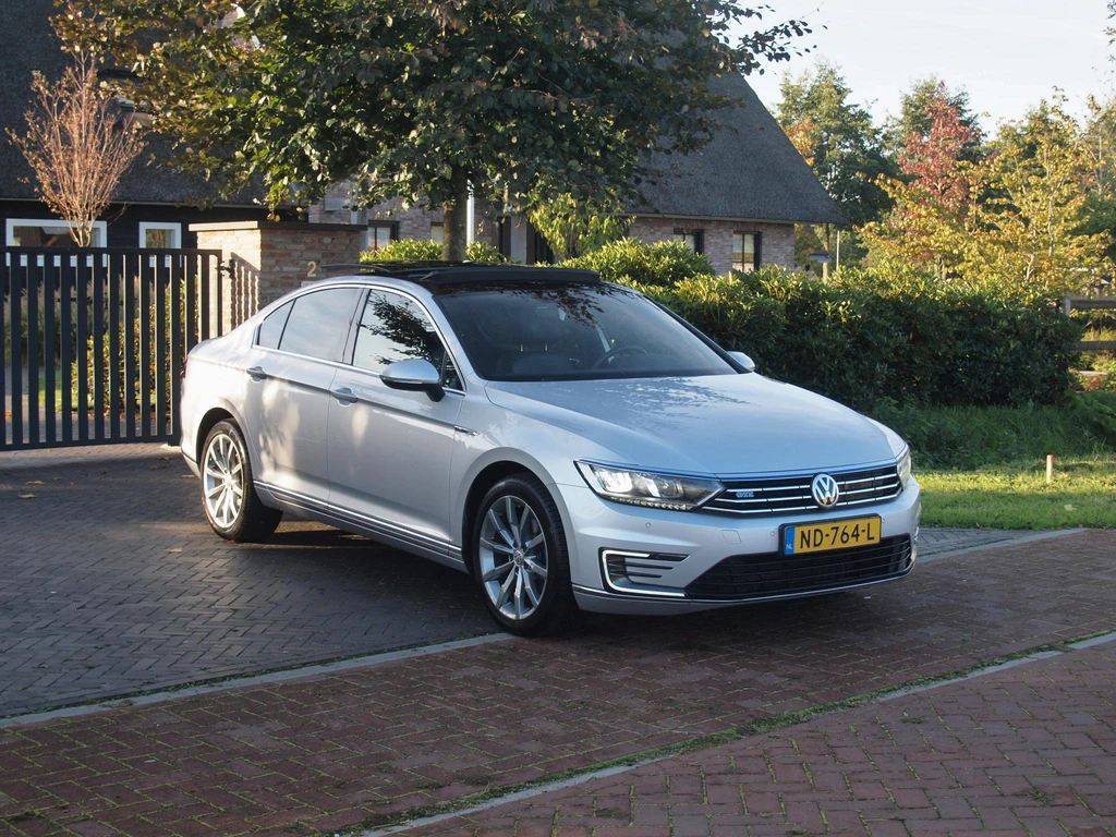 Volkswagen Passat – foto 10