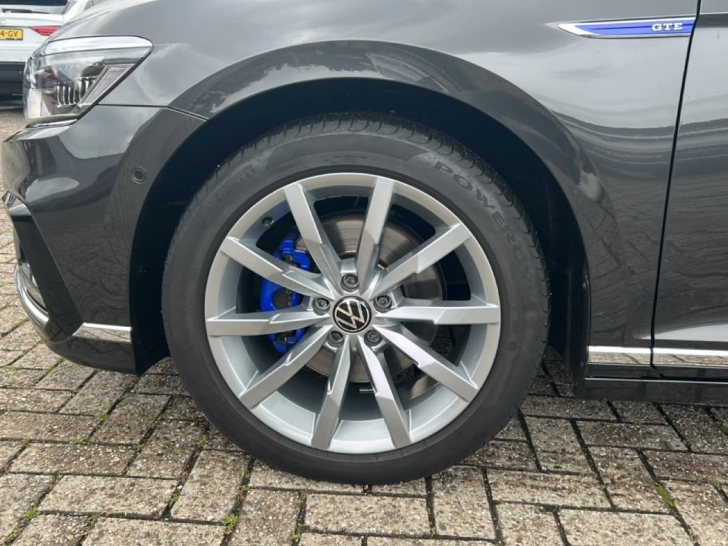 Volkswagen Passat – foto 9