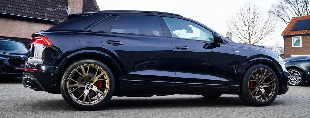 Audi Q8 – foto 10