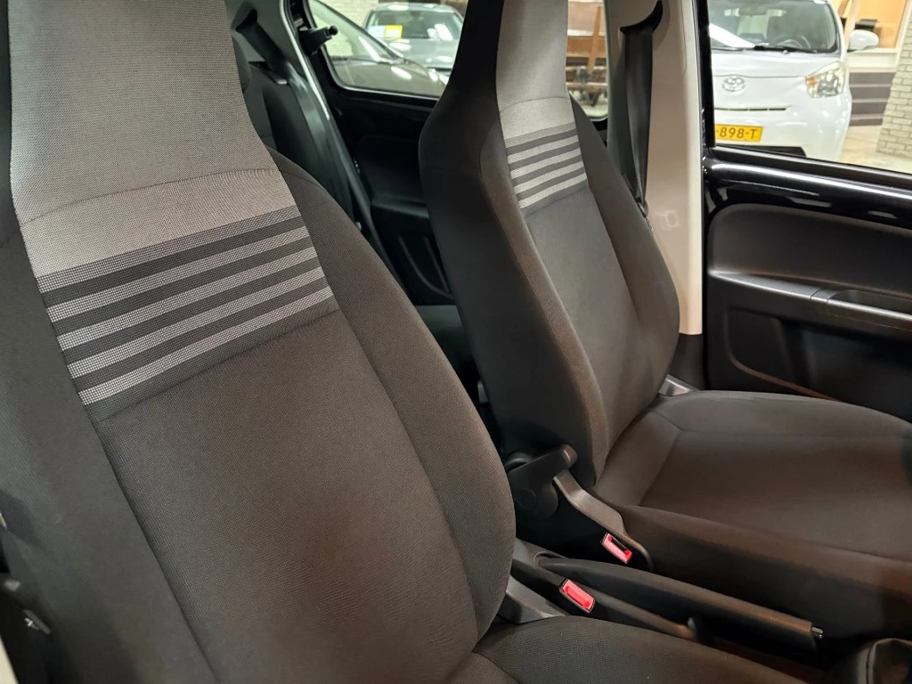 Volkswagen up! – foto 19