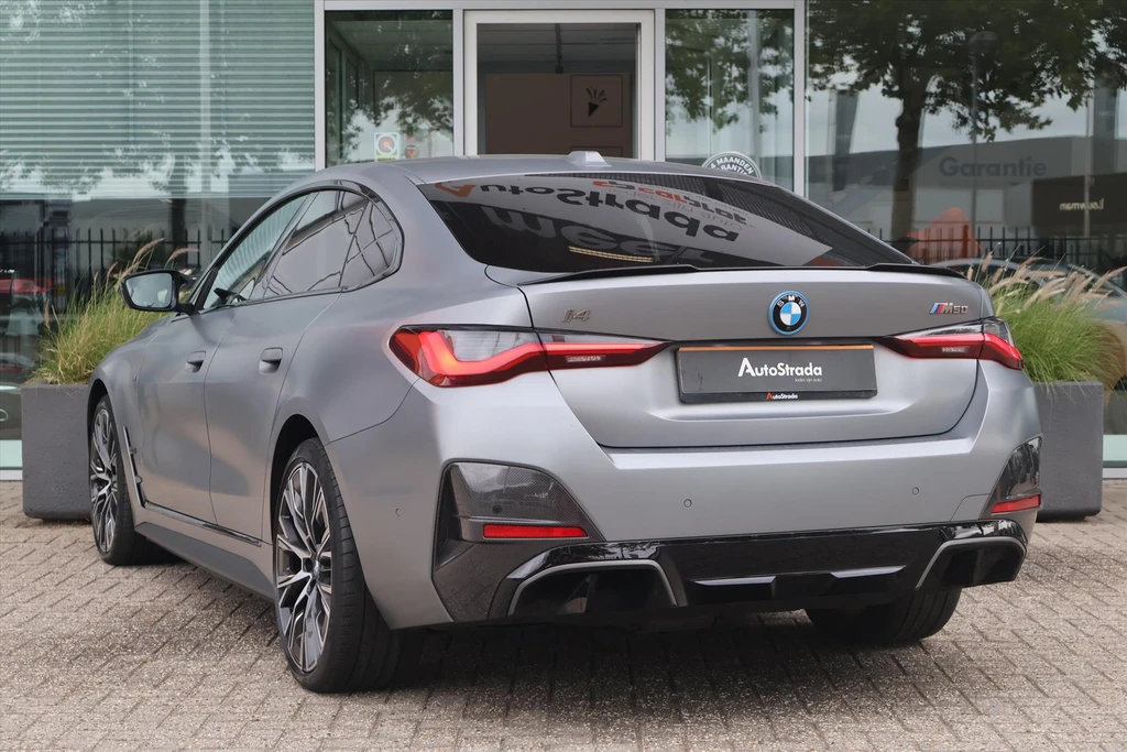 BMW i4 – foto 4