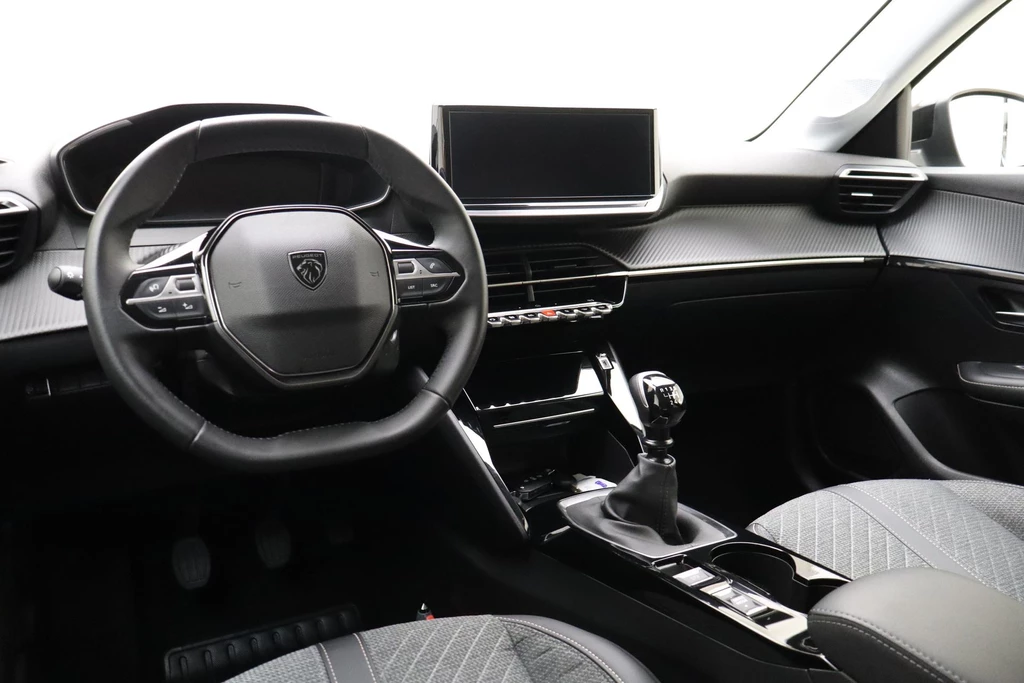 Peugeot 208 – foto 12