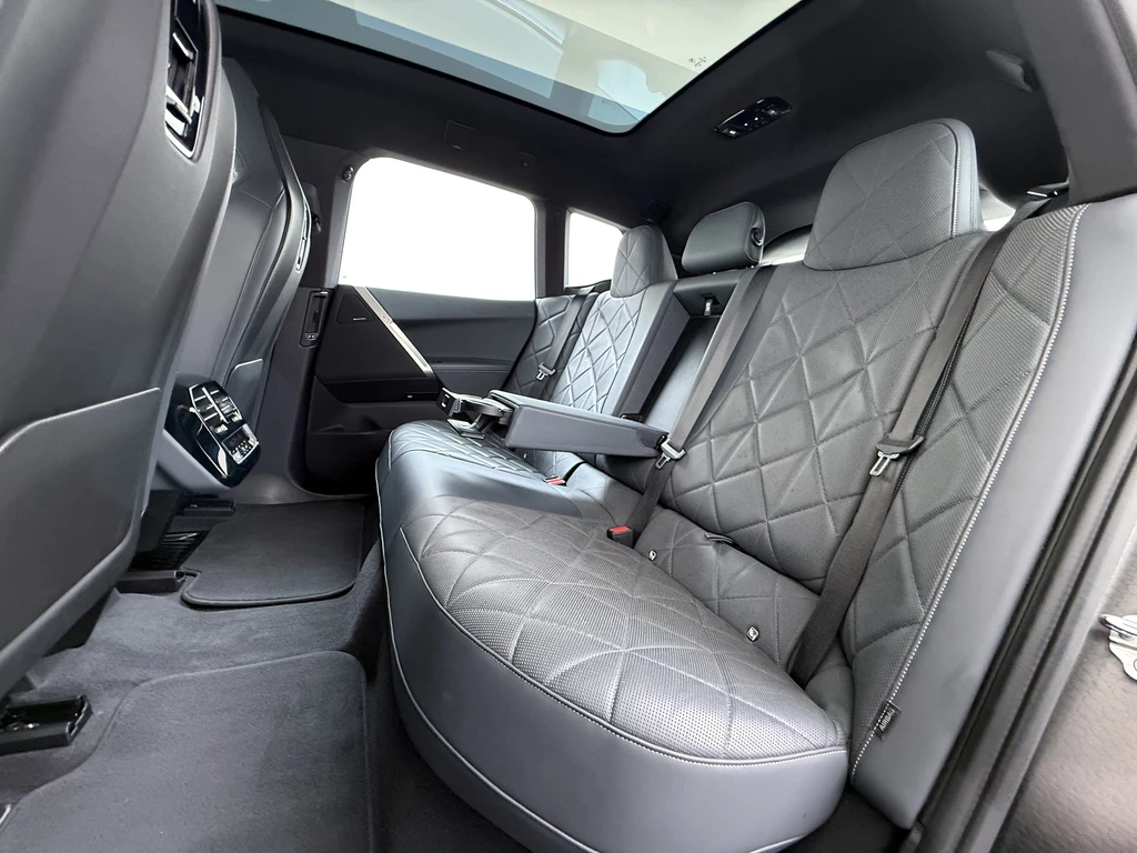 BMW iX – foto 18