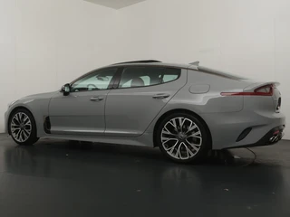 Kia Stinger – thumbnail 4