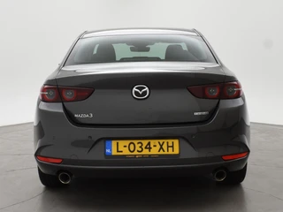 Mazda 3 – thumbnail 3