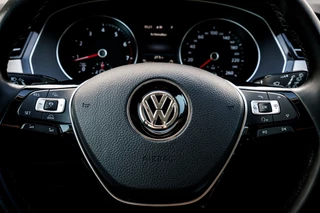 Volkswagen Passat – thumbnail 18