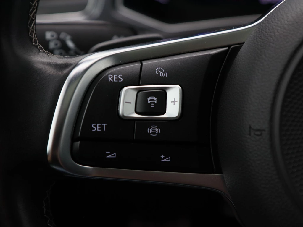 Volkswagen T-Roc – foto 25