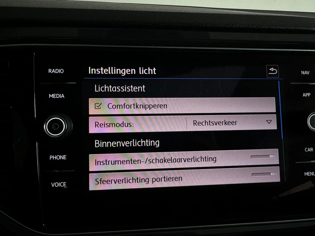 Volkswagen T-Roc – foto 21