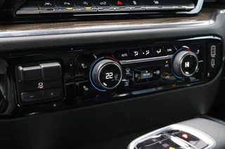 Chevrolet Silverado – thumbnail 32