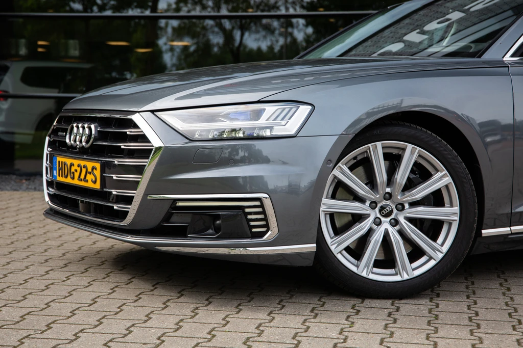 Audi A8 – foto 3