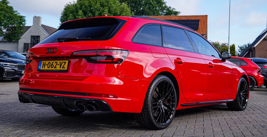 Audi S4 – foto 8