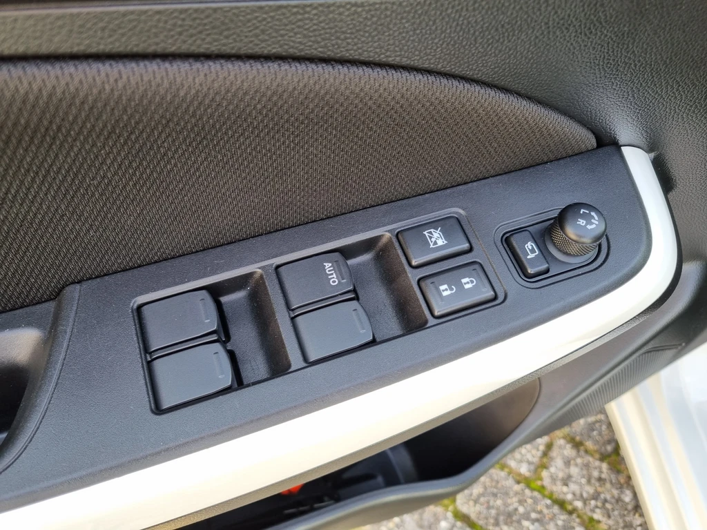 Suzuki Swift – foto 27