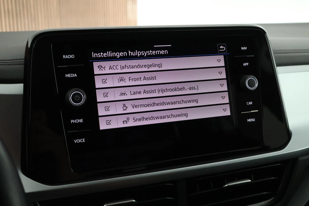 Volkswagen T-Roc – foto 26