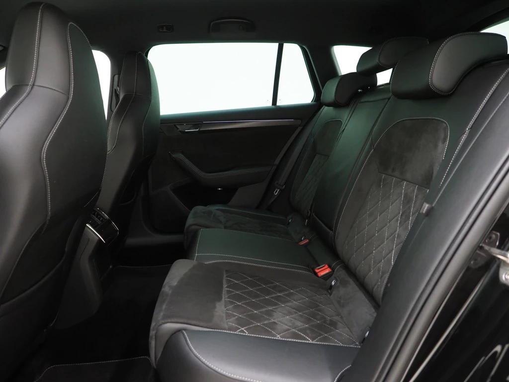 Škoda Superb – foto 37