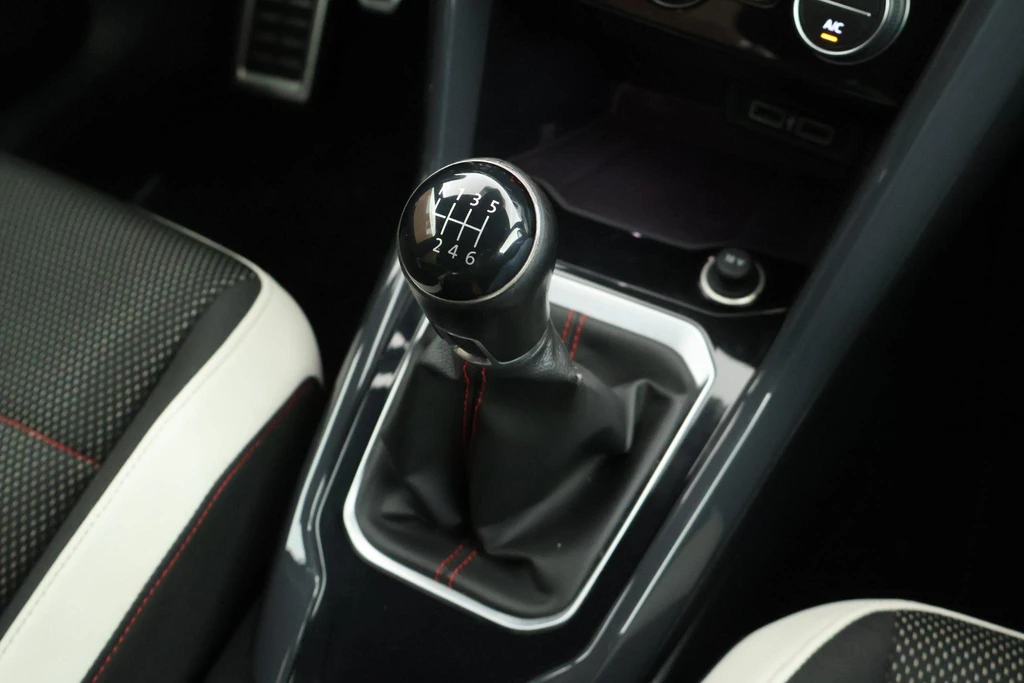 Volkswagen T-Roc – foto 36