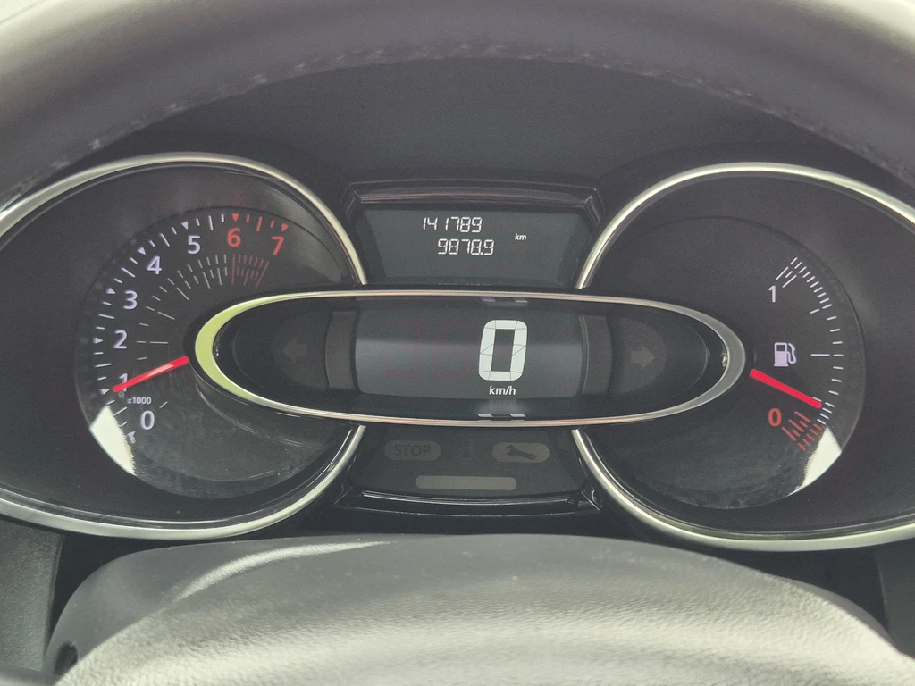 Renault Clio – foto 12