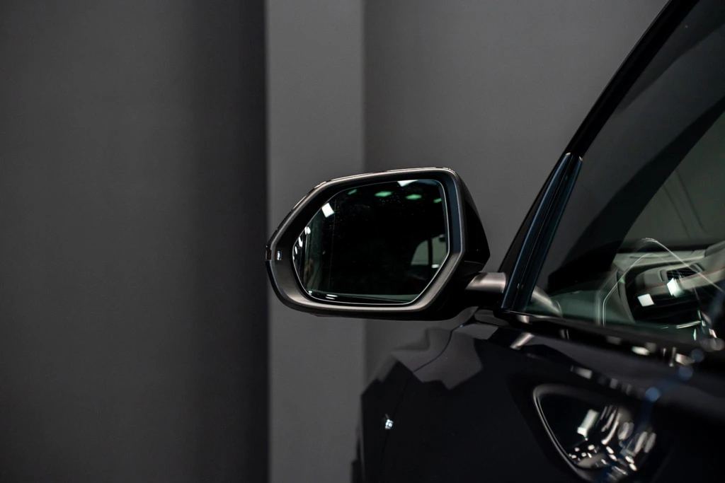 Audi Q8 – foto 4