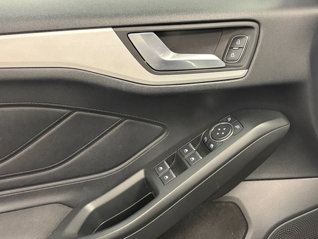 Ford Focus – foto 25