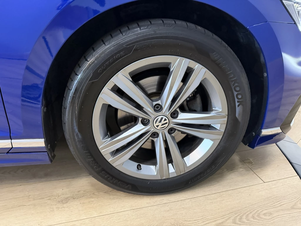 Volkswagen Passat – foto 31