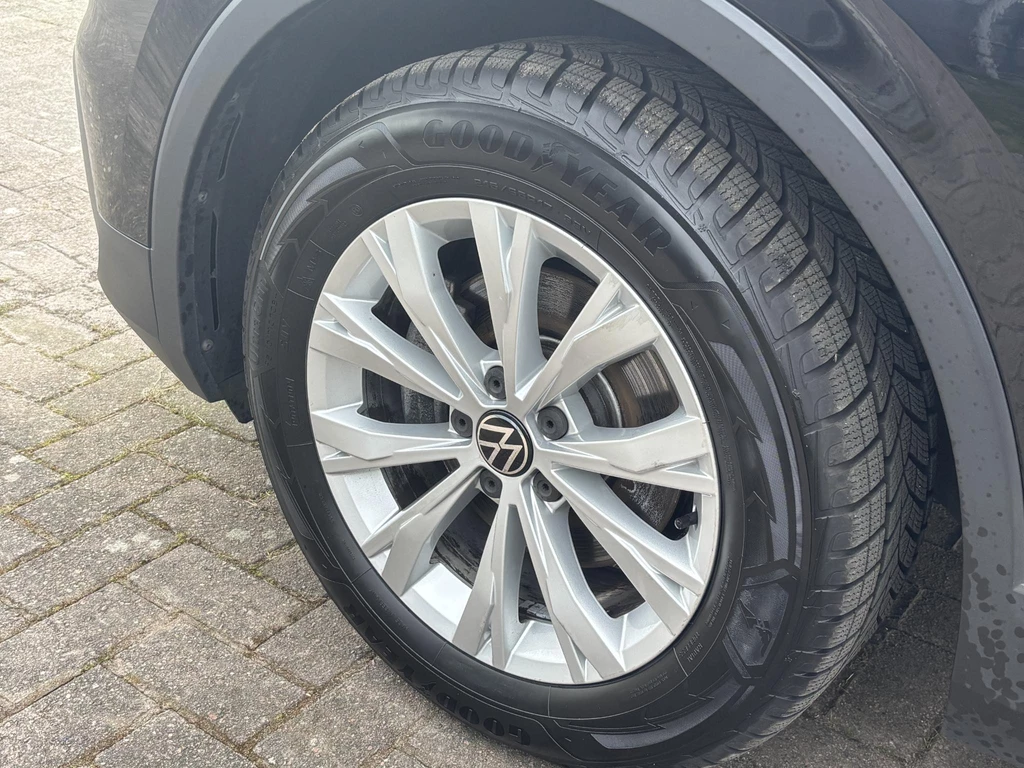 Volkswagen Tiguan – foto 9
