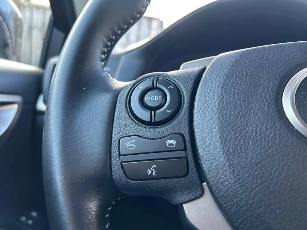 Lexus CT – foto 13