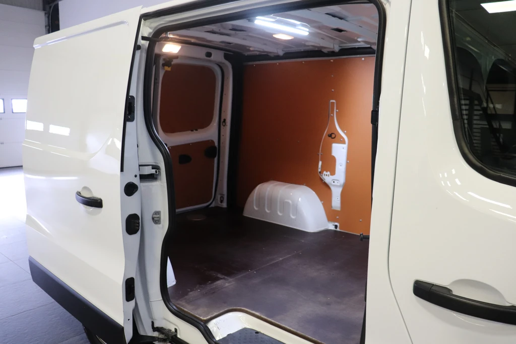 Renault Trafic – foto 12