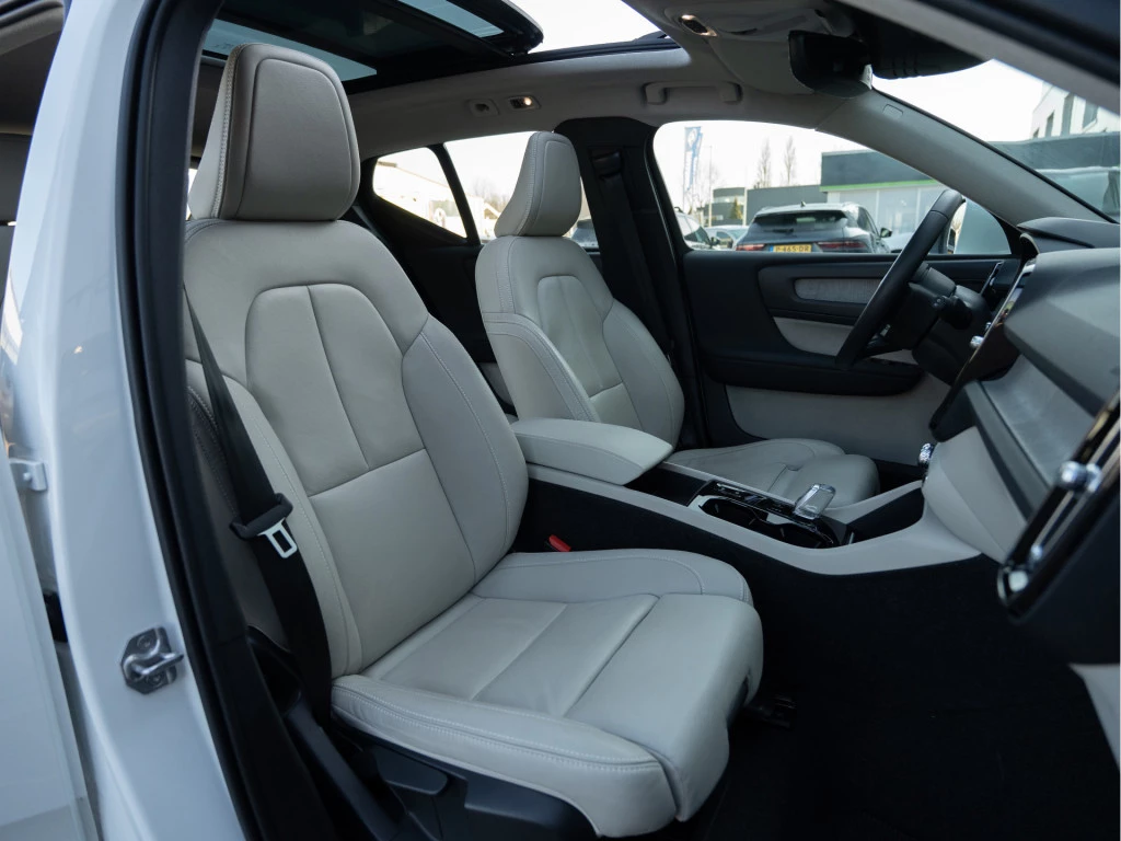 Volvo XC40 – foto 35