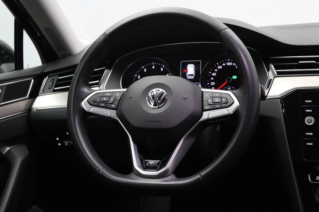 Volkswagen Passat – foto 34