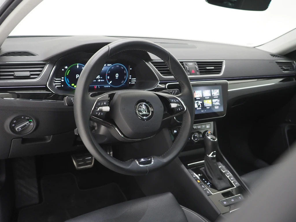 Škoda Superb – foto 18