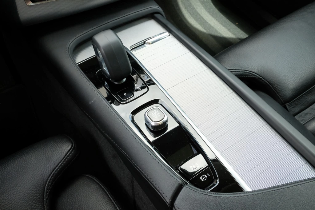Volvo XC90 – foto 31