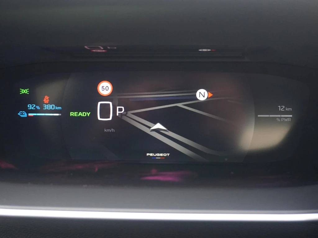 Peugeot e-2008 – foto 21