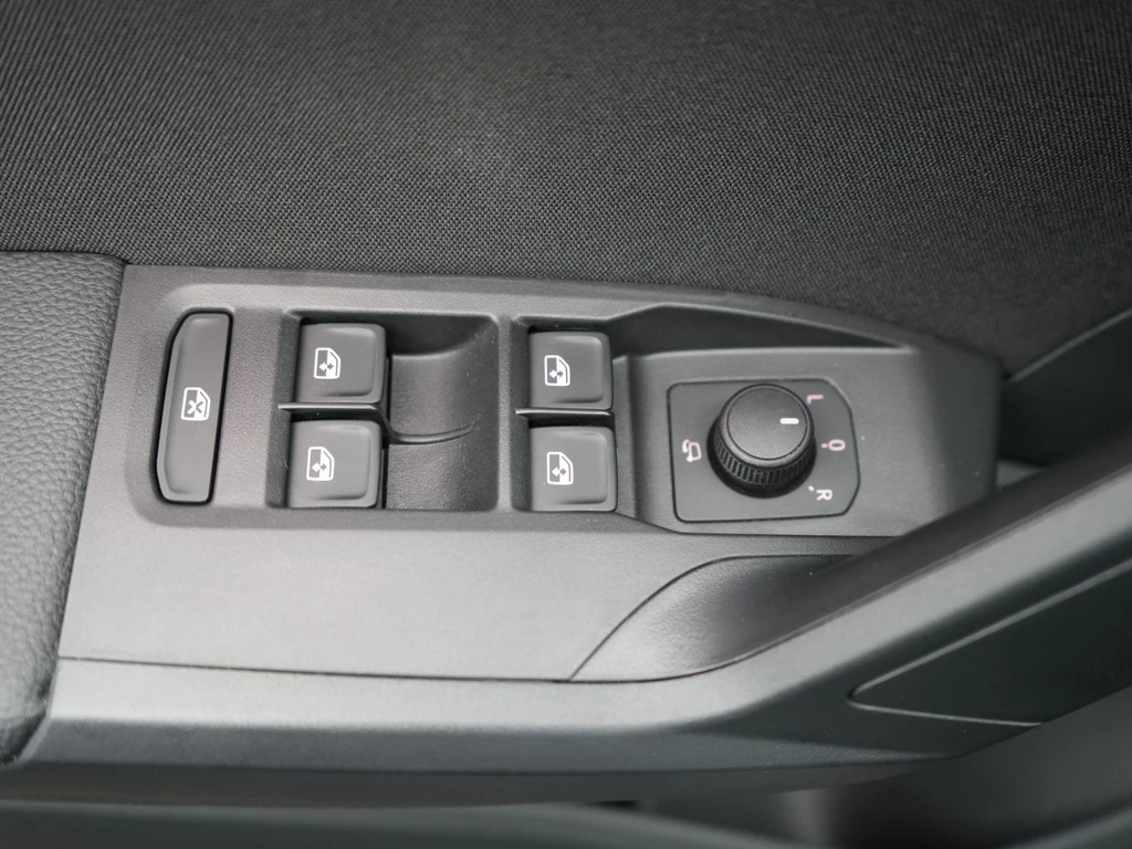 SEAT Arona – foto 34