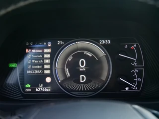 Lexus UX – thumbnail 19
