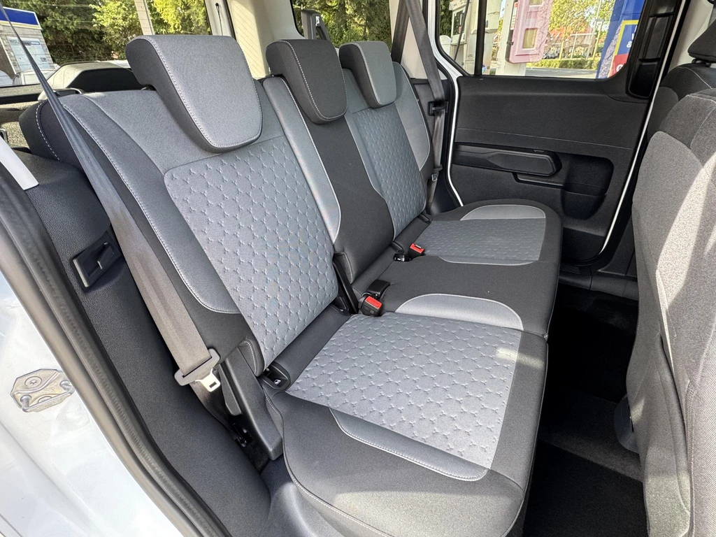 Ford Tourneo Courier – foto 22