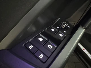 Audi RSQ3 – thumbnail 18