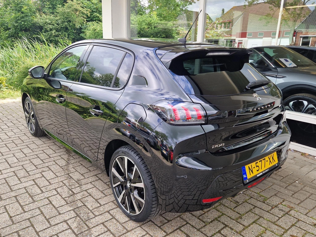 Peugeot 208 – foto 3