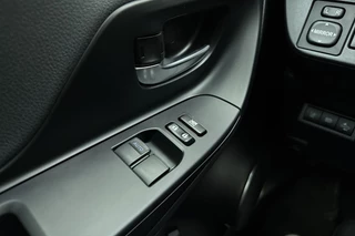 Toyota Yaris – thumbnail 27